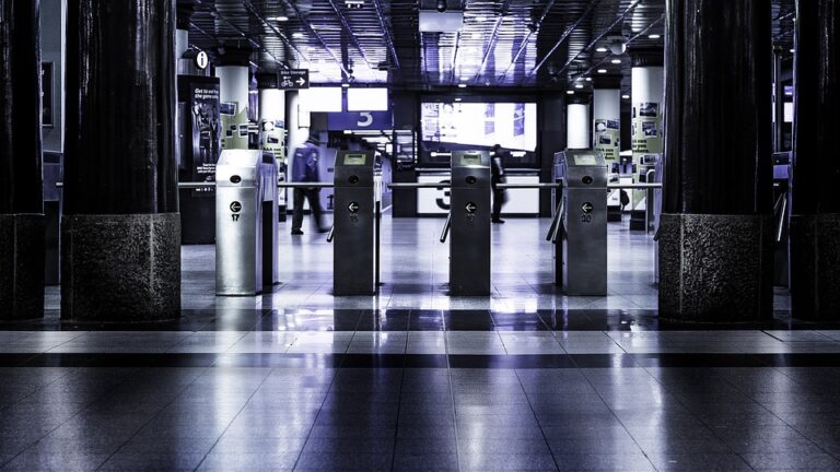 Neuvěřitelný rekord! Kolik pasažérů v jeden den opustilo vídeňské letiště?