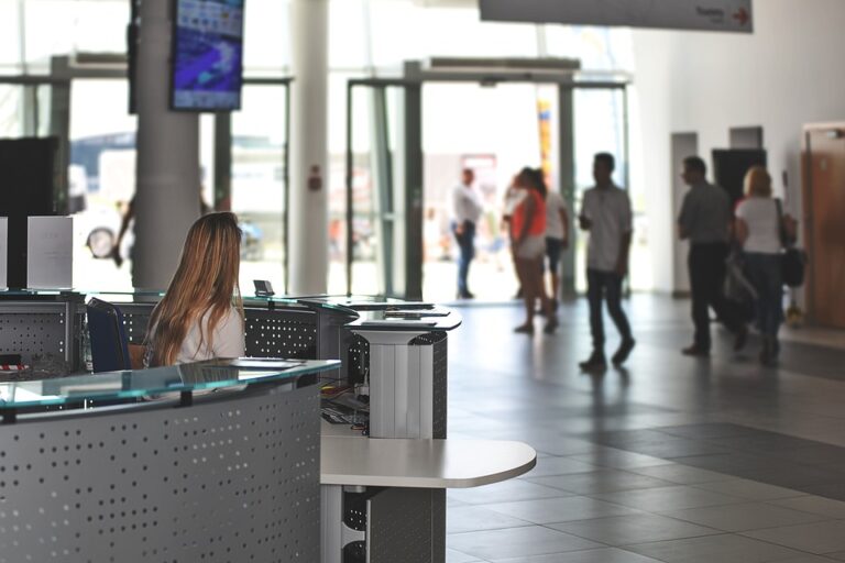 Neuvěřitelné tajemství: Kde přesně stojí Student Agency na letišti?