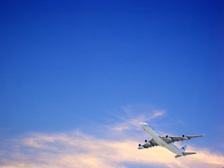 10 předmětů, které vám mohou zabránit v letu – zkontrolujte své příruční zavazadlo!