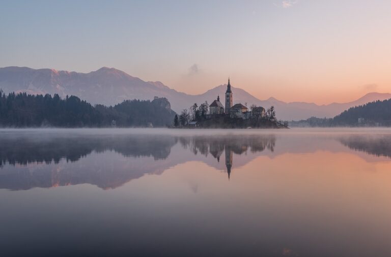 10 nejkrásnějších míst, kam cestovat v Česku