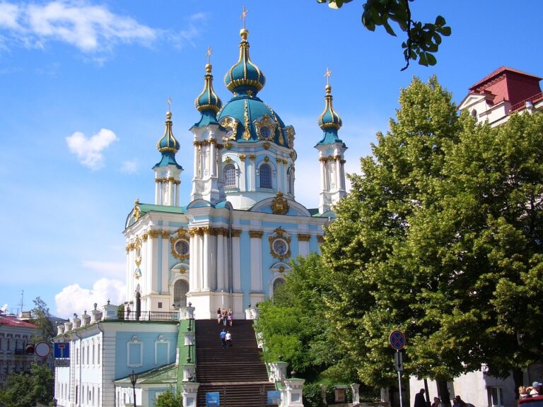Nejlepší zábavní park v Ukrajině: Tady zažijete neuvěřitelnou adrenalinovou jízdu!