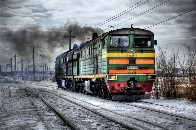 10 nejkrásnějších míst, kam můžete vyrazit vlakem z Turnova – neuvěřitelné fotografie!