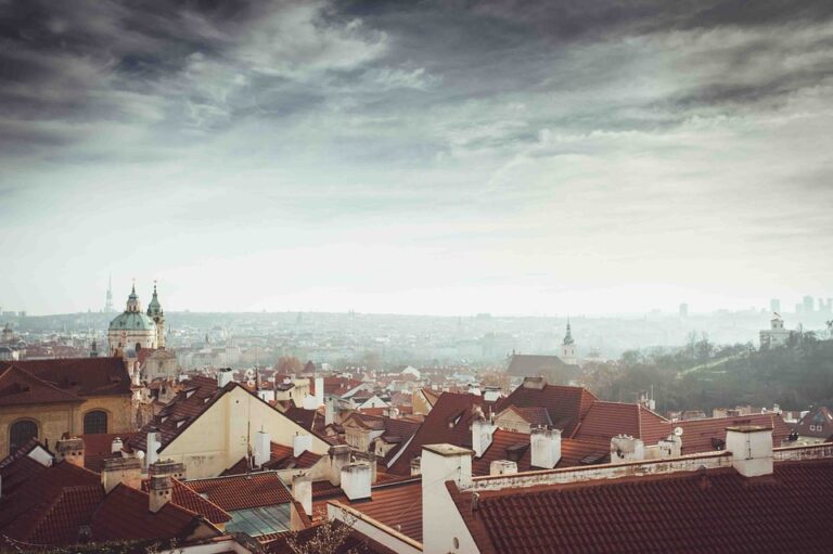 Nevíte, kam na levnou dovolenou v Praze? Objevte nejlepší tipy a triky!