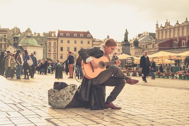 Cena Benzínu v Polsku: Aktuální přehled a tipy pro řidiče