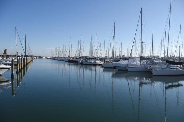 Rimini Itálie: Pláže, Zábava a Noční Život na Adriatiku