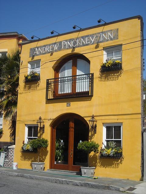 Hodnocení ubytování: Luxusní hotely a cenově dostupné možnosti