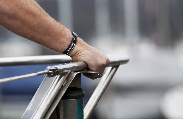 Jak se připravit na mořskou nemoc: užitečné tipy a triky