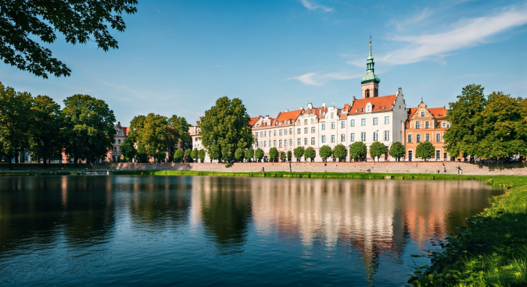 Ovčí kůže z Polska: Teplý a stylový doplněk pro zimní cestování | 2026