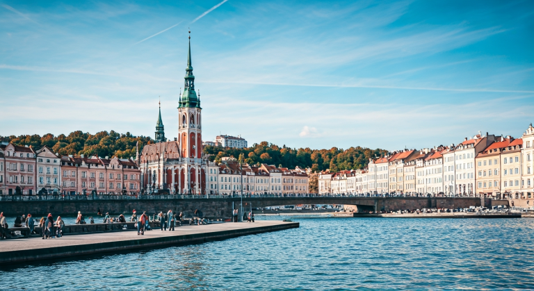 Jak se učit dny v týdnu v polštině pro cestovatele do Polska | 2026